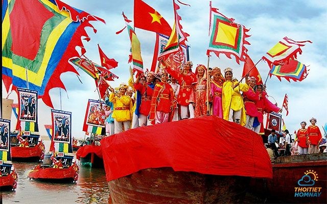 Lễ hội Cầu Ngư lớn nhất cố đô Huế