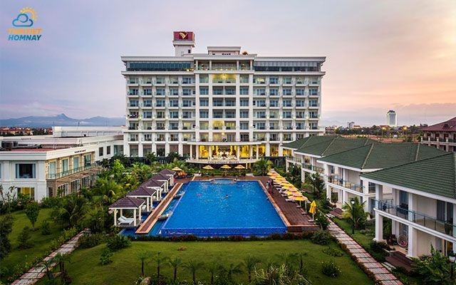 Khách sạn Gold Coast Hotel Resort & Spa Quảng Bình