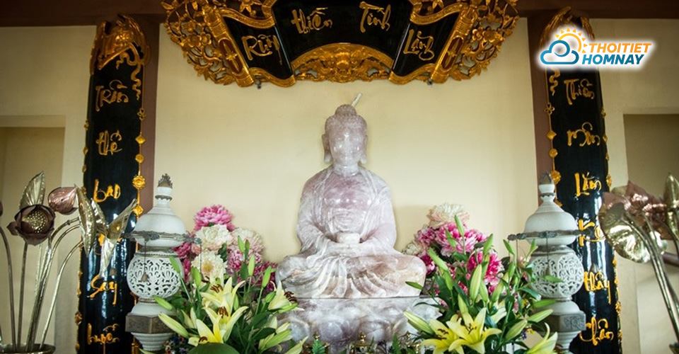 Tượng Phật Bà Đại Tuệ tại chùa Đại Tuệ 