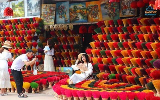 Làng hương Thủy Xuân điểm check in nổi tiếng cho giới trẻ tại Huế