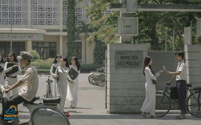 Đại học sư phạm Huế là ngôi trường kiểu mẫu được xuất hiện trên phim Mắt Biếc