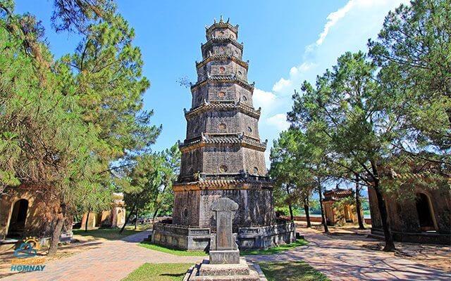 Tháp Phước Duyên, Chùa Thiên Mụ nổi tiếng nhất tại Huế