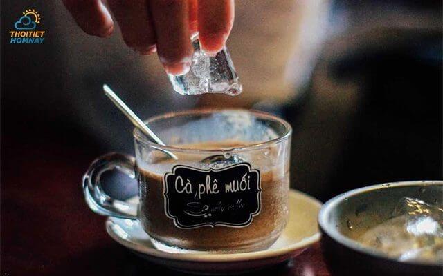 Cafe muối - thức uống đặc biệt tại Huế