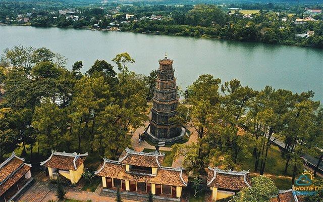 Chùa Thiên Mụ - ngôi chùa linh thiêng nhất tại Huế