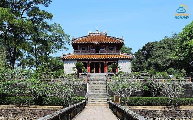 Lăng Minh Mạng - lăng tẩm đẹp nhất trong các lăng của vua Nguyễn