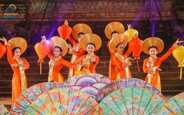 Lễ hội Áo Dài tôn vinh nét đẹp văn hóa Việt